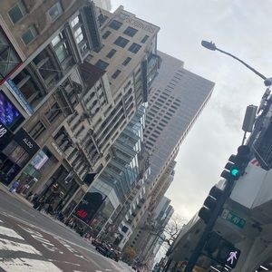 Meet your Posher, Peri